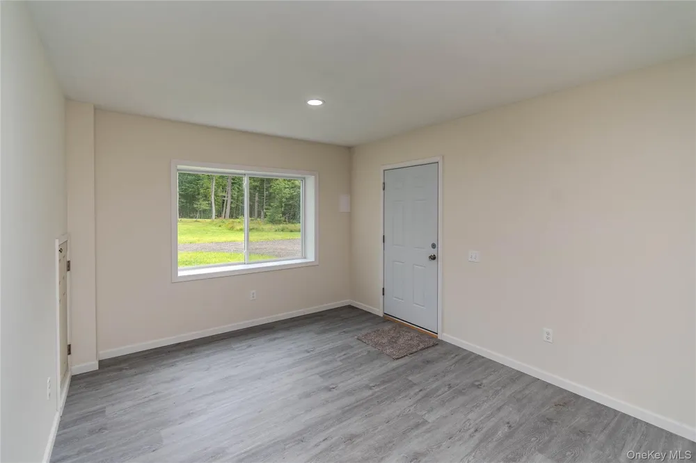 26 Summit Drive Barryville, NY 12719