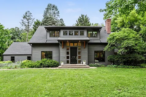 480 Huntington Drive