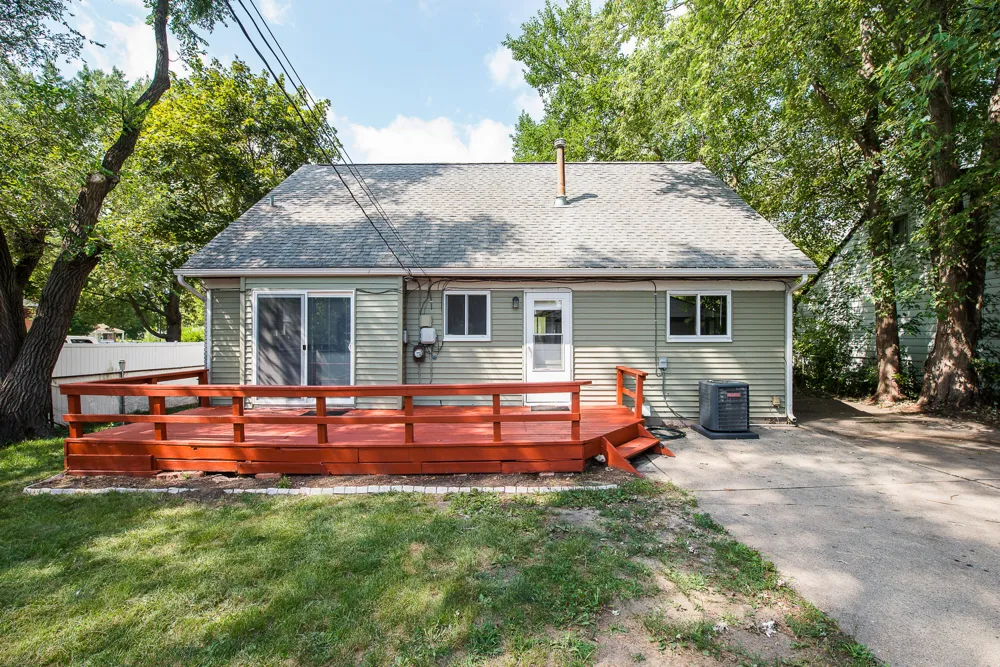 729 Cayuga Street Ypsilanti, MI 48198