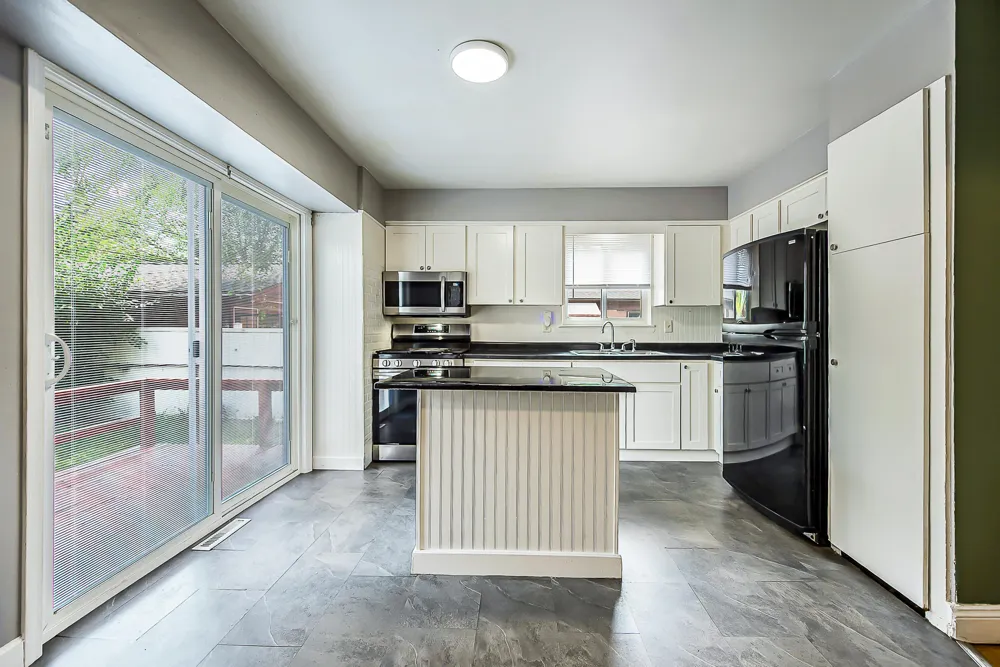 729 Cayuga Street Ypsilanti, MI 48198
