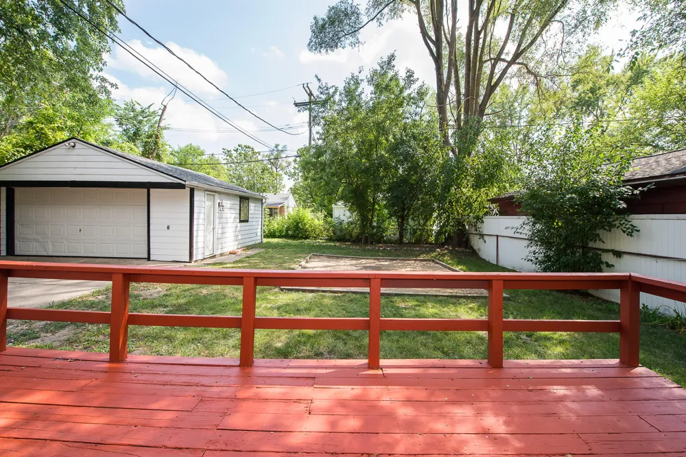 729 Cayuga Street Ypsilanti, MI 48198