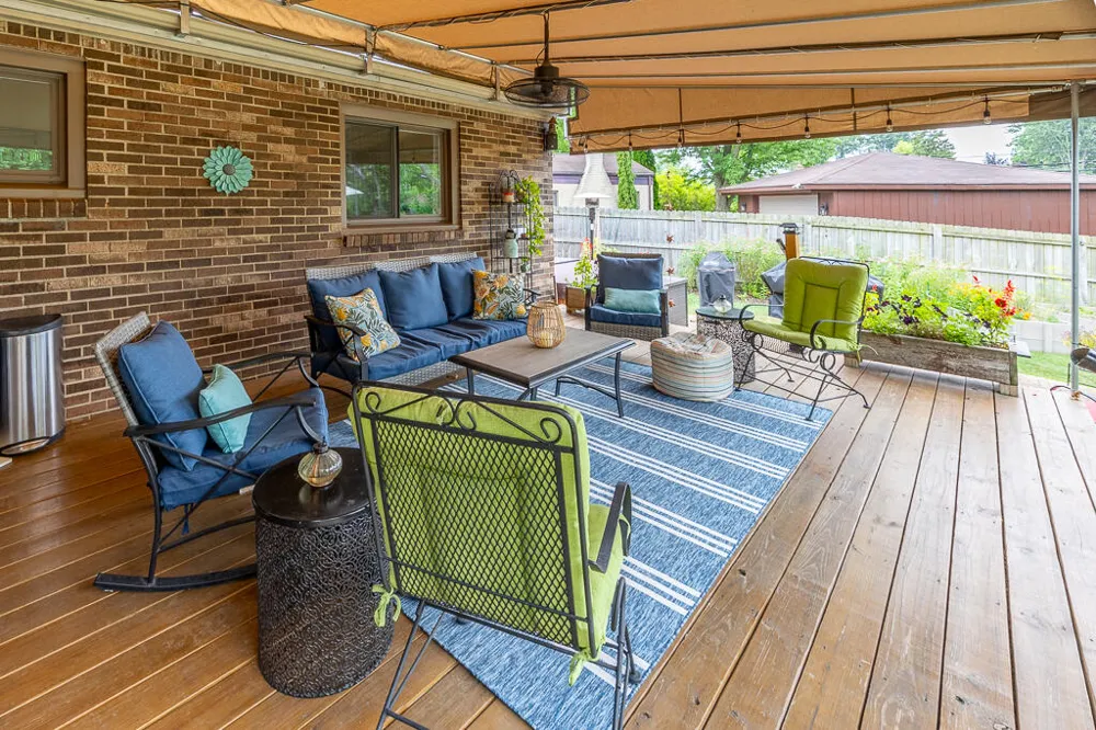 18233 Matthew Drive Clinton, MI 48035