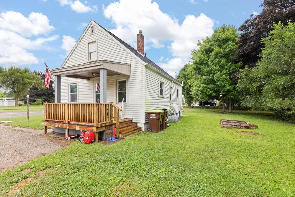 515 E Russell Road Tecumseh, MI 49286