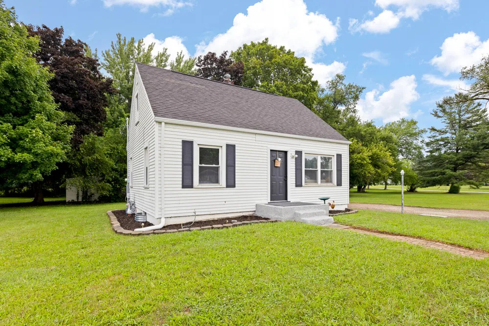 515 E Russell Road Tecumseh, MI 49286