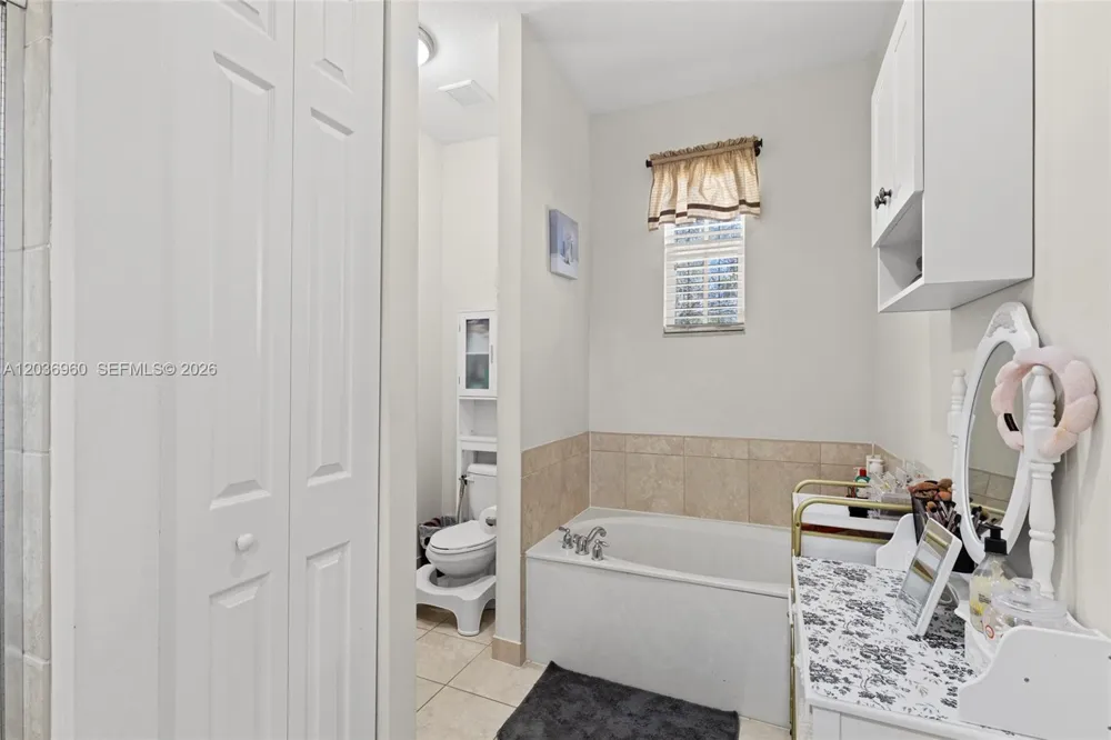6959 Julia Gardens Dr #0 Coconut Creek, FL 33073