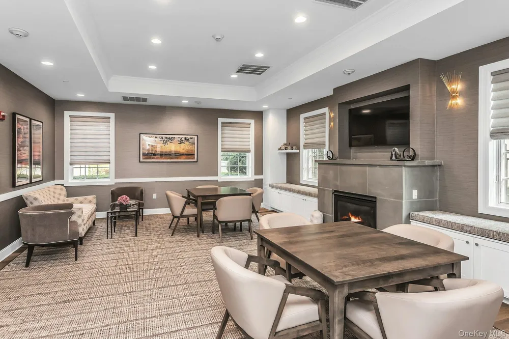 74 Miro Place Port Washington, NY 11050