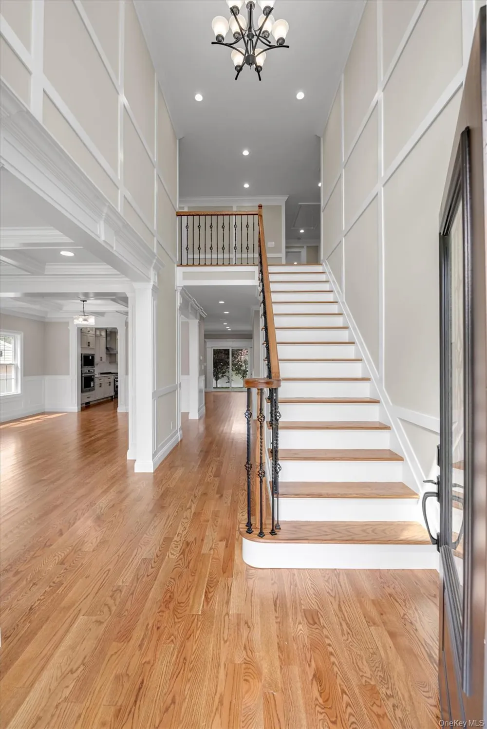 2351 Amherst Street East Meadow, NY 11554