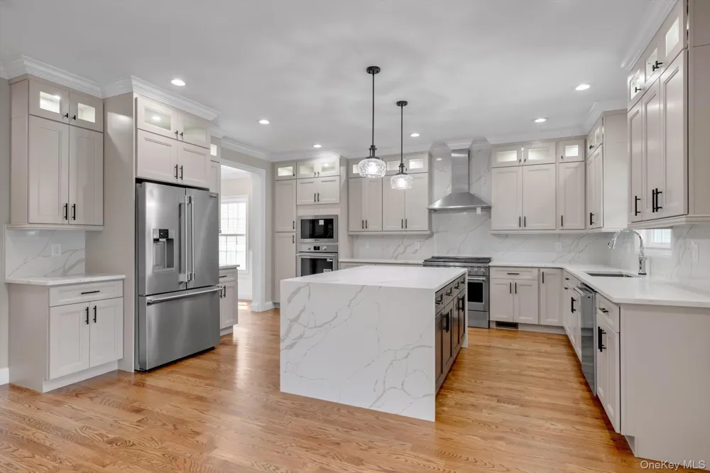 2351 Amherst Street East Meadow, NY 11554