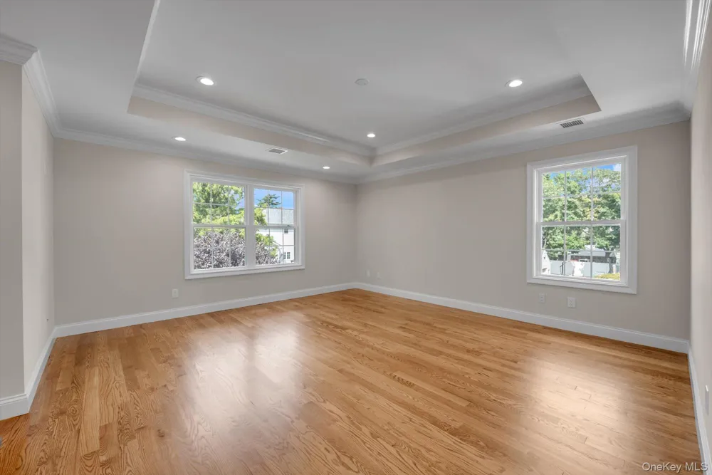 2351 Amherst Street East Meadow, NY 11554