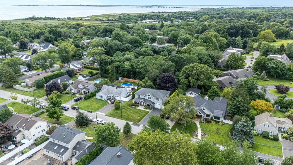 121 Bayway Avenue Bay Shore, NY 11706