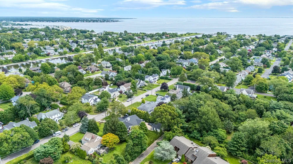 121 Bayway Avenue Bay Shore, NY 11706