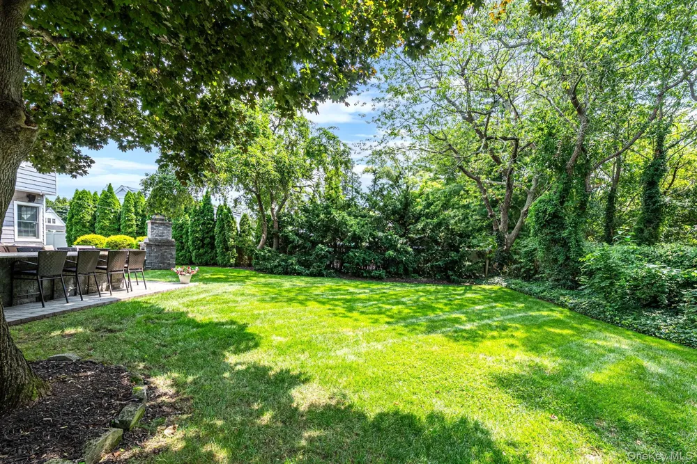 121 Bayway Avenue Bay Shore, NY 11706