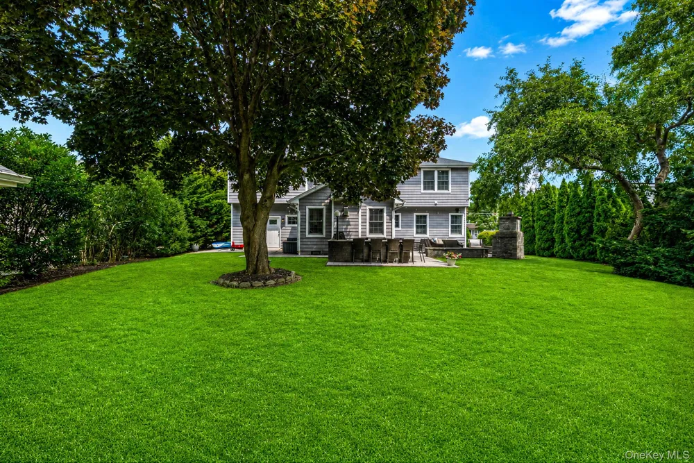 121 Bayway Avenue Bay Shore, NY 11706