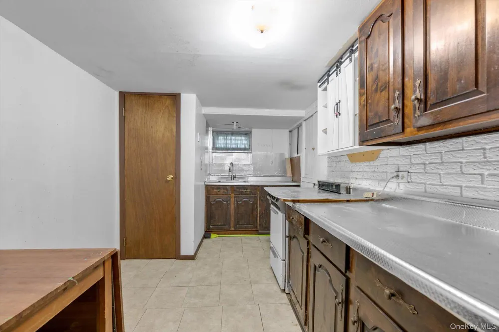 146 Claflin Boulevard Franklin Square, NY 11010