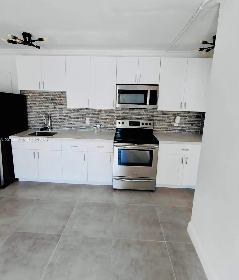 308 NW 2nd Ave #S Deerfield Beach, FL 33441