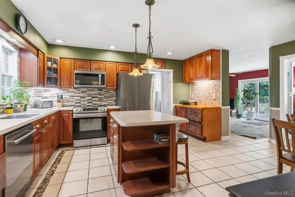 9 Dillmont Drive Smithtown, NY 11787