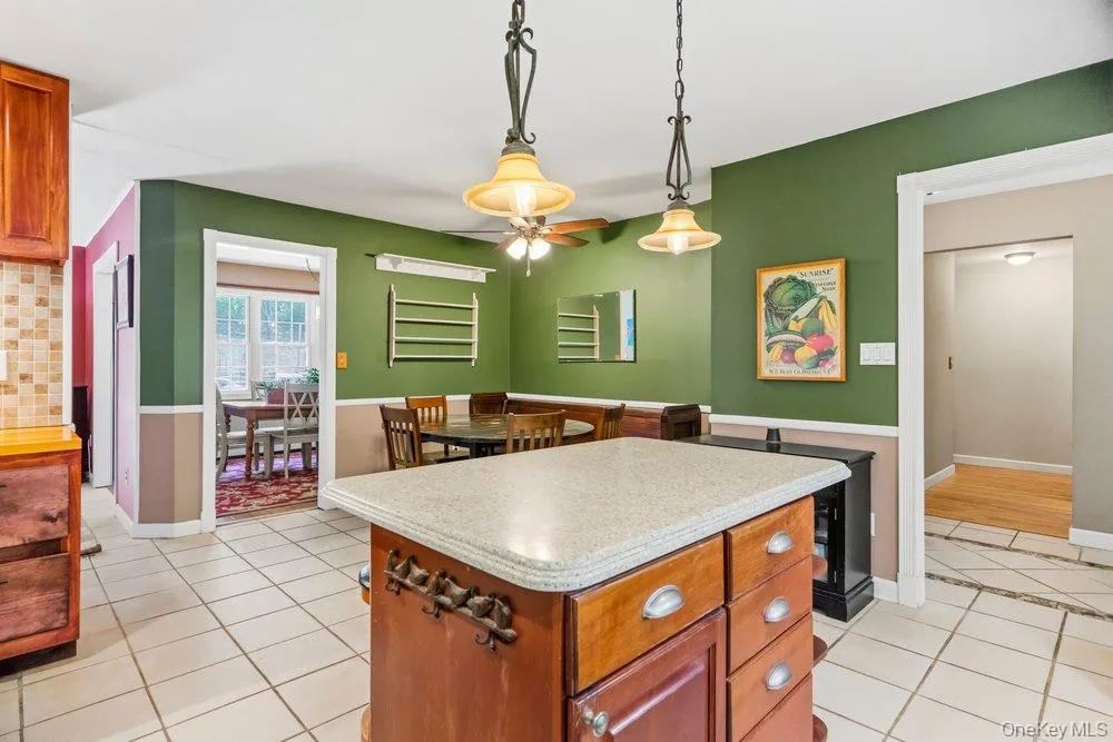 9 Dillmont Drive Smithtown, NY 11787