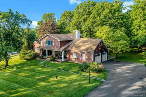 10 Linda Drive