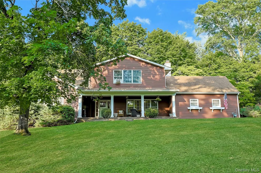 10 Linda Drive Suffern, NY 10901