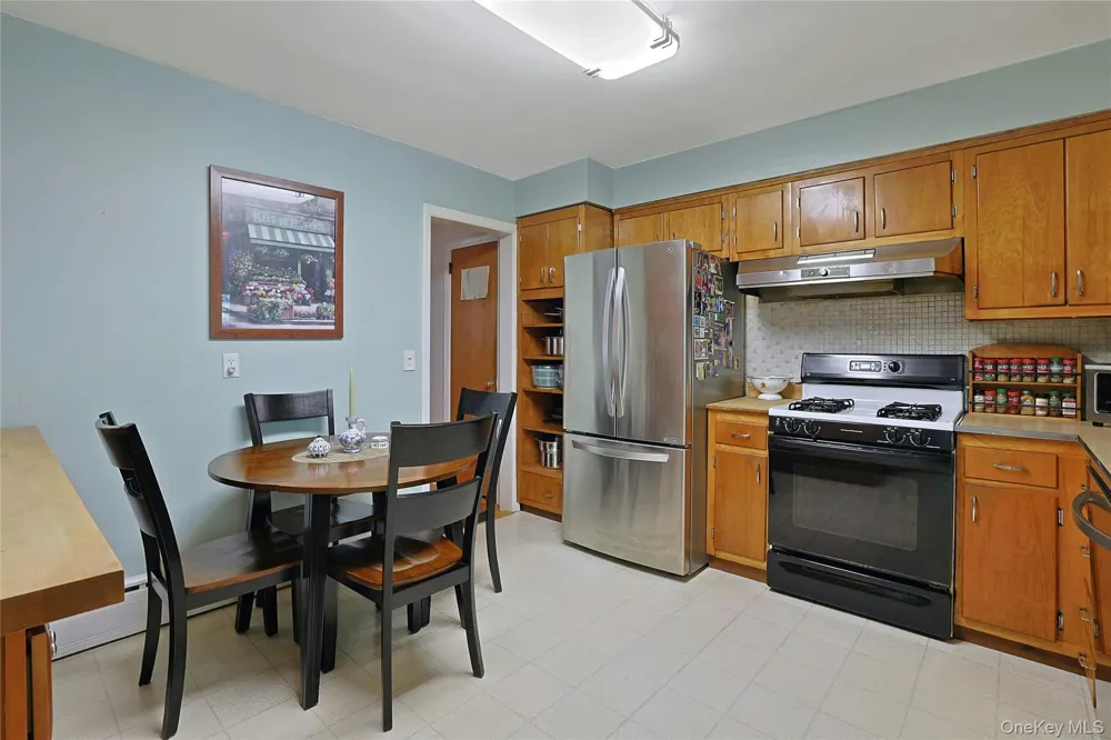 10 Linda Drive Suffern, NY 10901