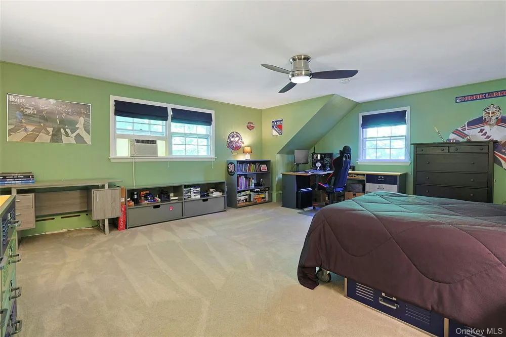 10 Linda Drive Suffern, NY 10901