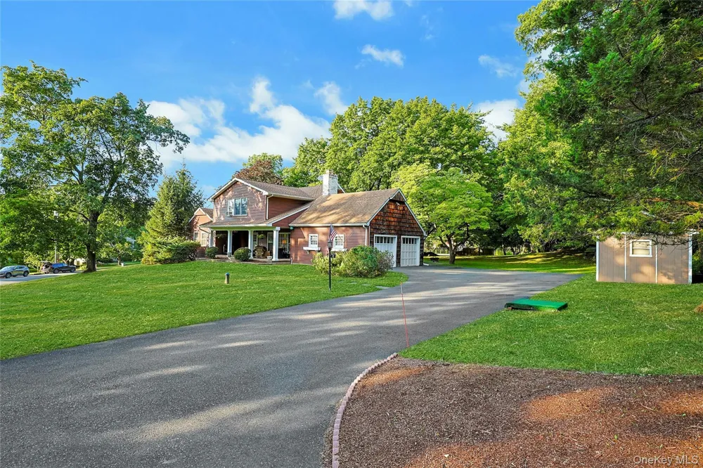 10 Linda Drive Suffern, NY 10901