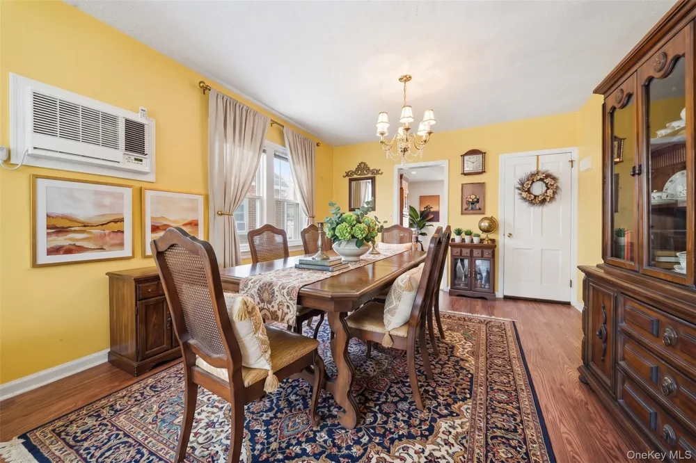 2320 Saratoga Street Oceanside, NY 11572