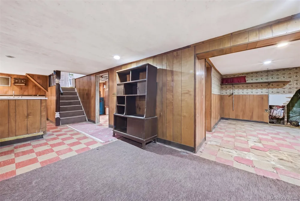 2320 Saratoga Street Oceanside, NY 11572
