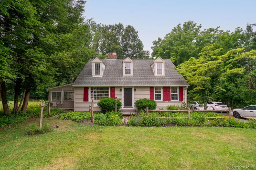 128 Rosa Lane Hurley, NY 12443
