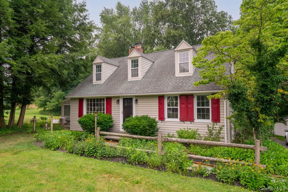 128 Rosa Lane Hurley, NY 12443