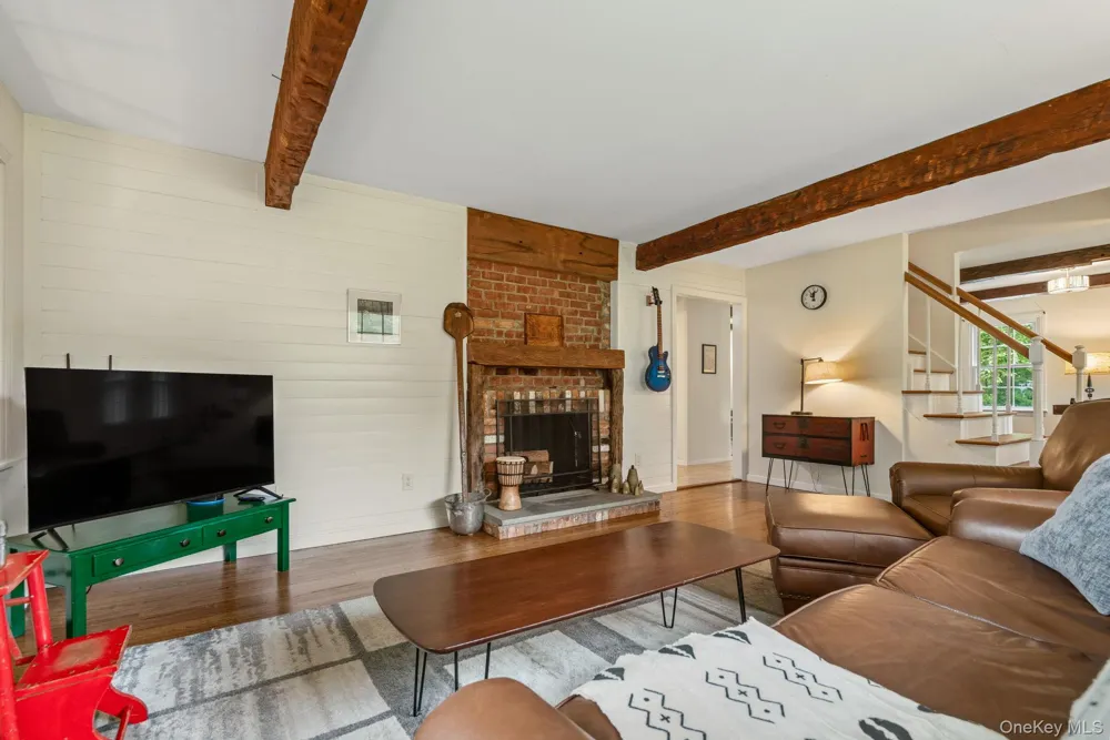 128 Rosa Lane Hurley, NY 12443