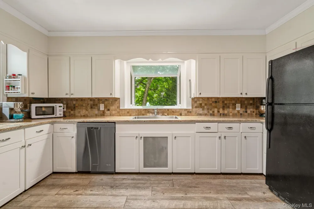128 Rosa Lane Hurley, NY 12443
