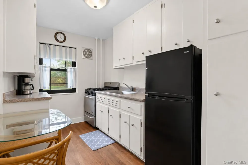 5 Whitehall Road #1L Eastchester, NY 10709