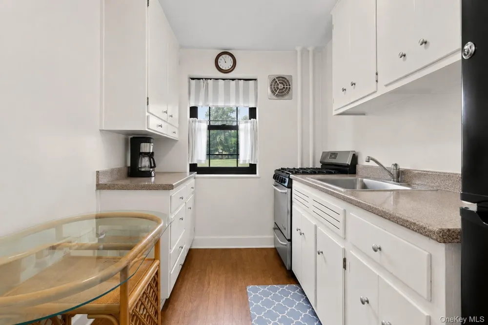 5 Whitehall Road #1L Eastchester, NY 10709
