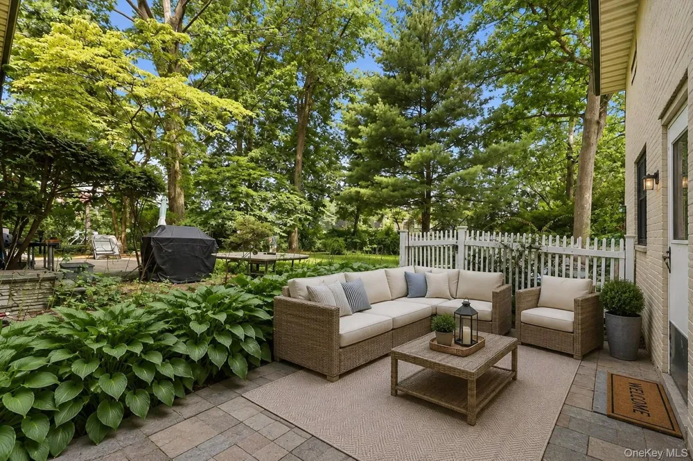 5 Whitehall Road #1L Eastchester, NY 10709