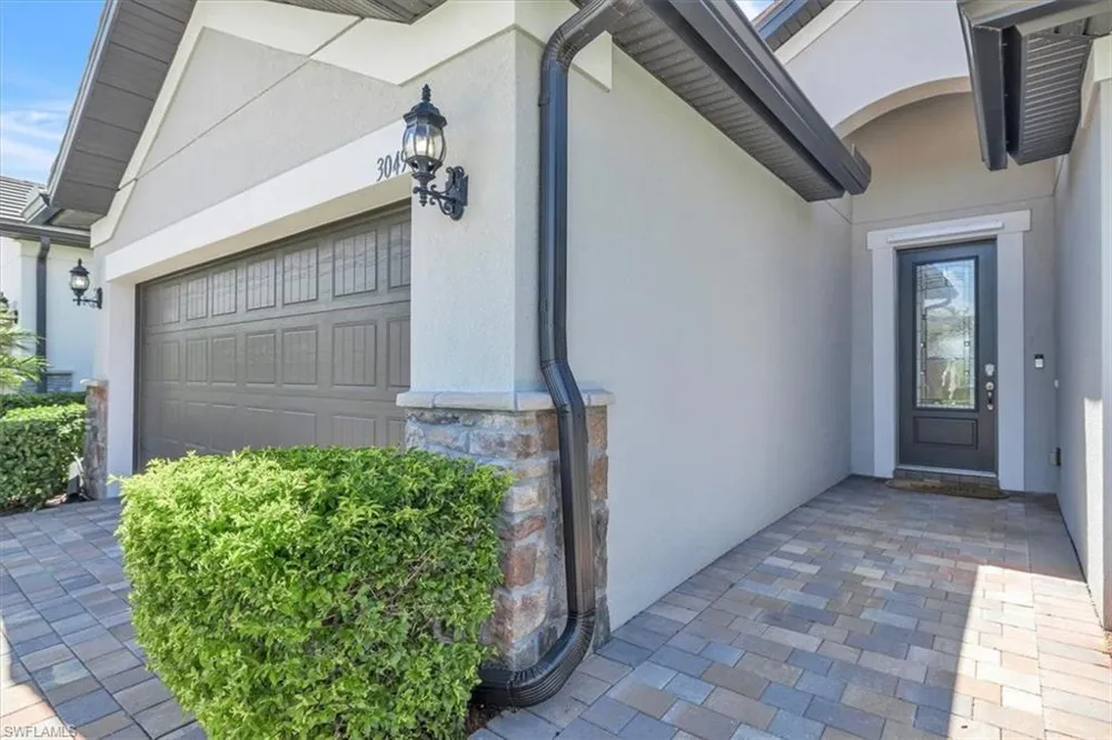 3049 Walnut Grove Lane Alva, FL 33920