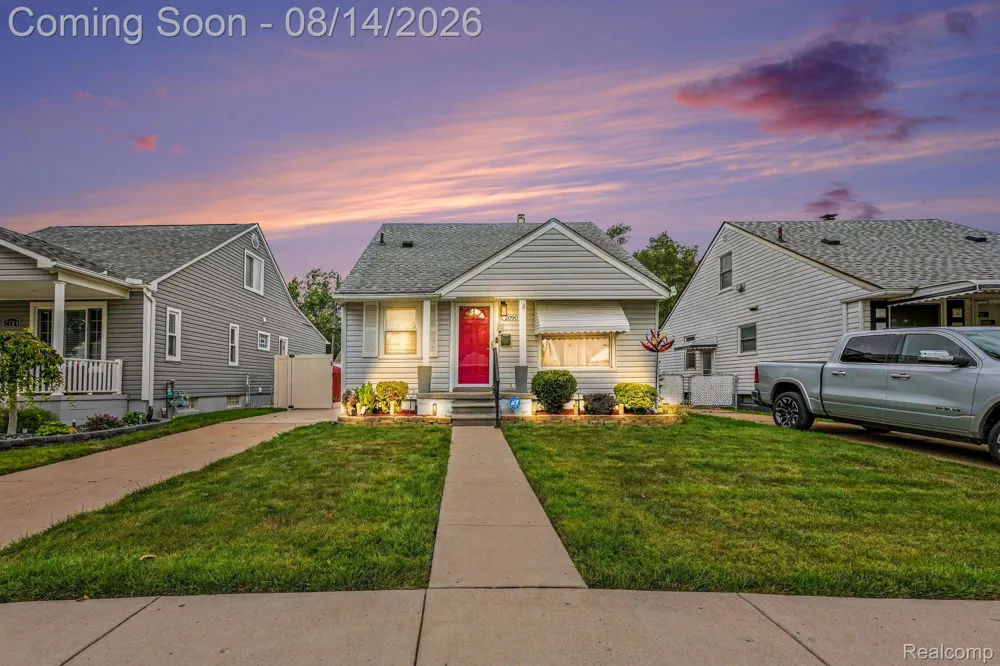 2090 Leblanc Street Lincoln Park City, MI 48146