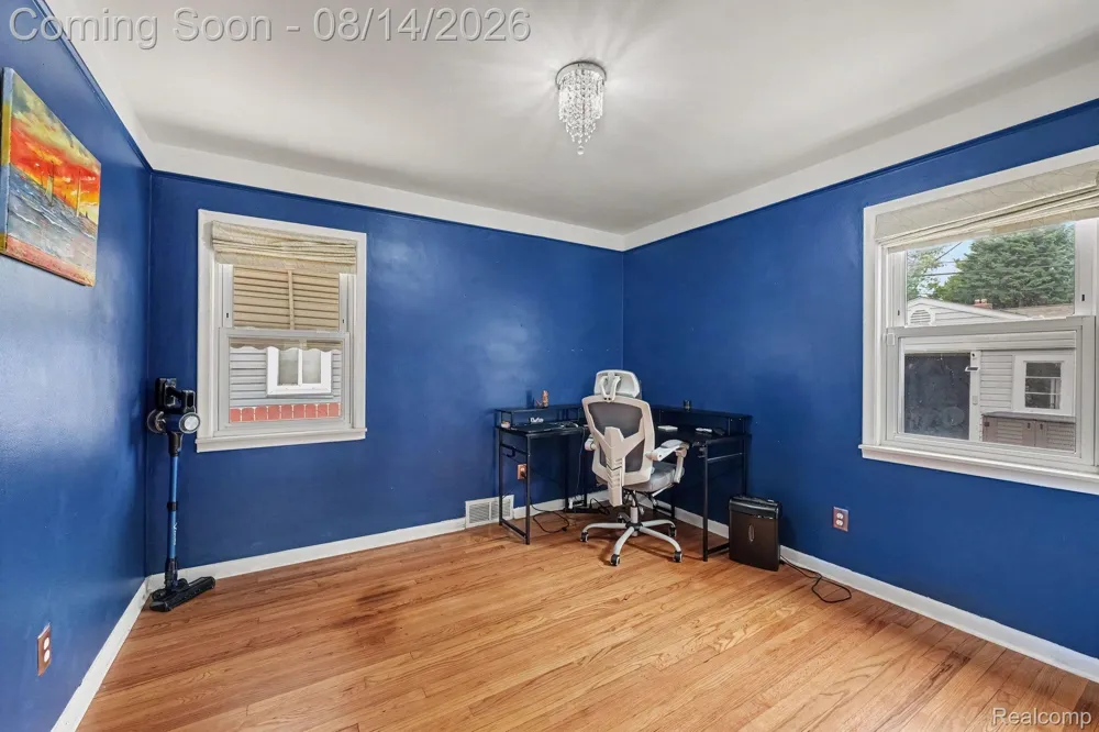2090 Leblanc Street Lincoln Park City, MI 48146