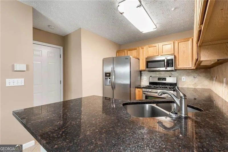 13387 Aventide LN Alpharetta, GA 30004