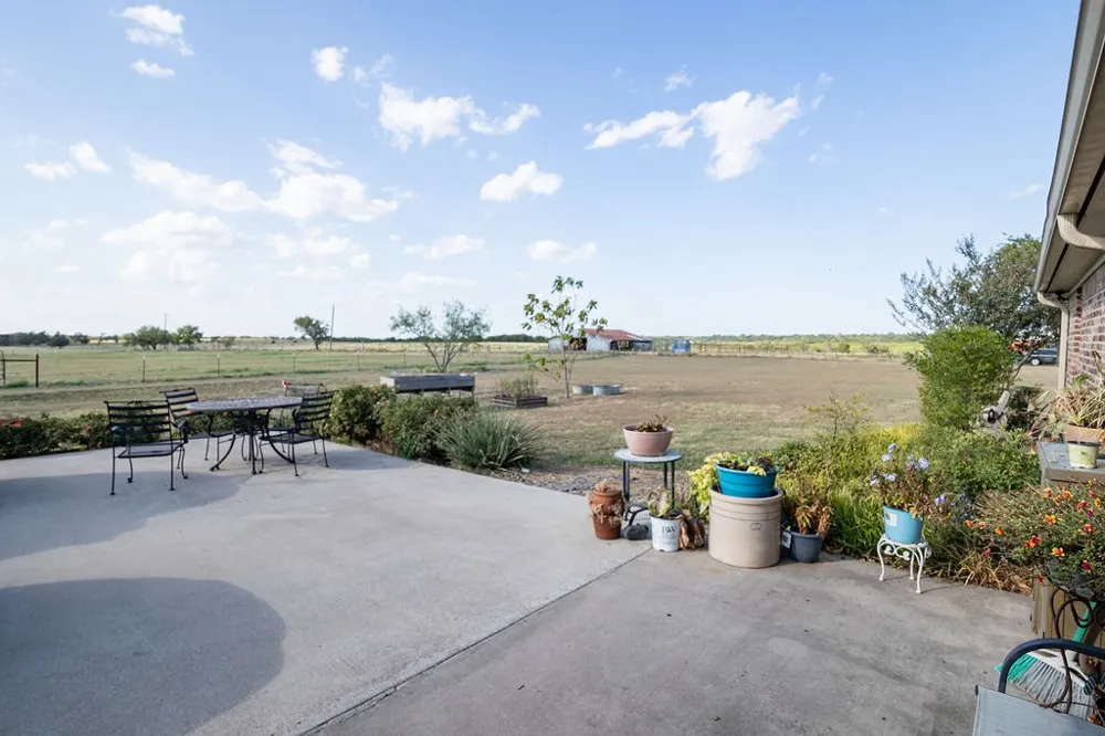 595 Hcr 3335 Hubbard, TX 76648