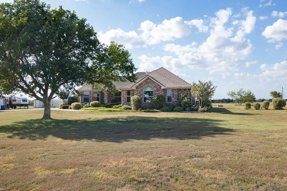 595 Hcr 3335 Hubbard, TX 76648