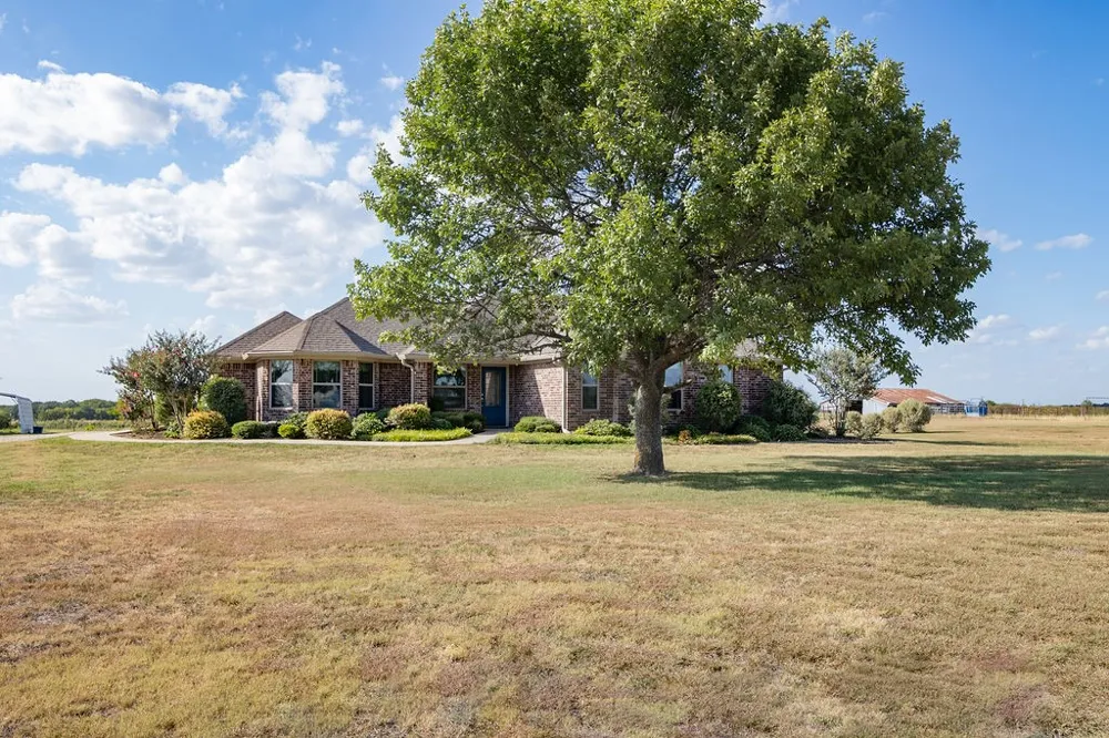 595 Hcr 3335 Hubbard, TX 76648