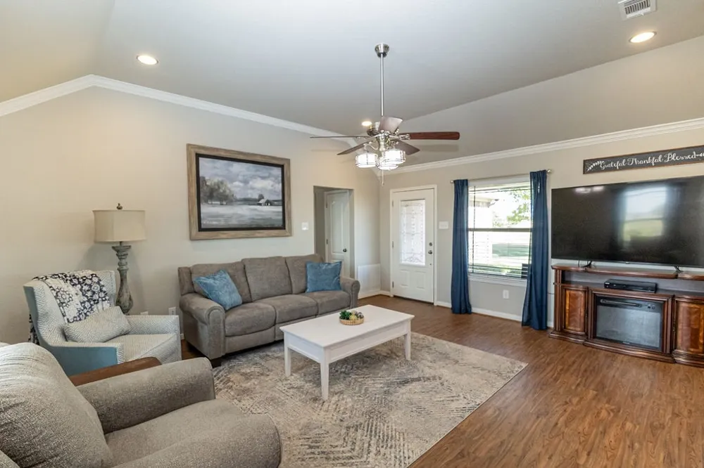 595 Hcr 3335 Hubbard, TX 76648