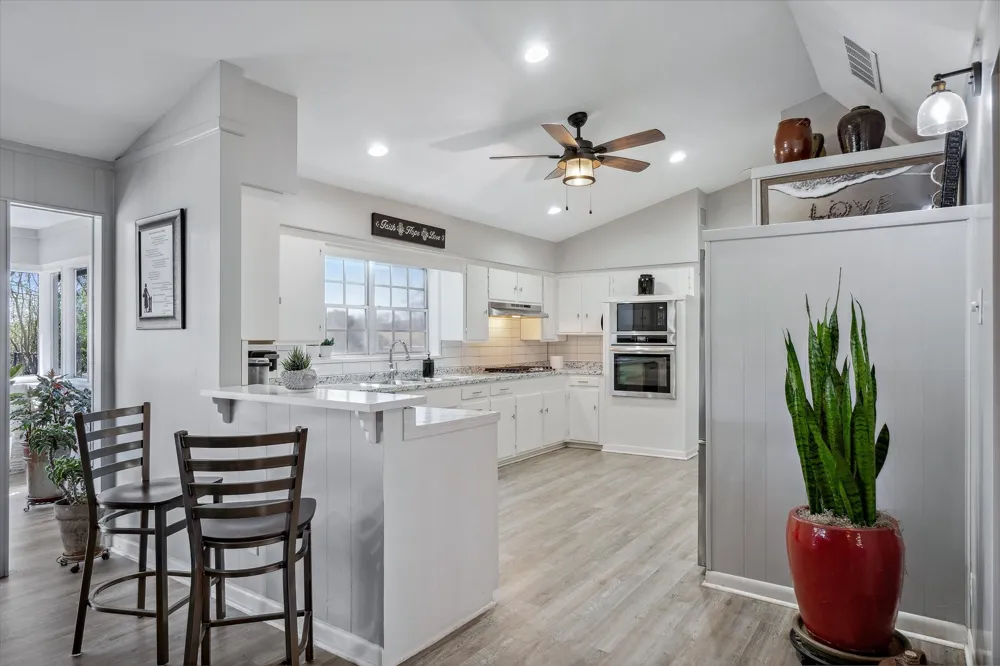 103 Brandon Edgewood, TX 75117