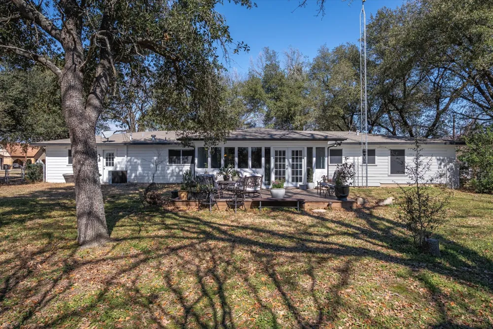 103 Brandon Edgewood, TX 75117