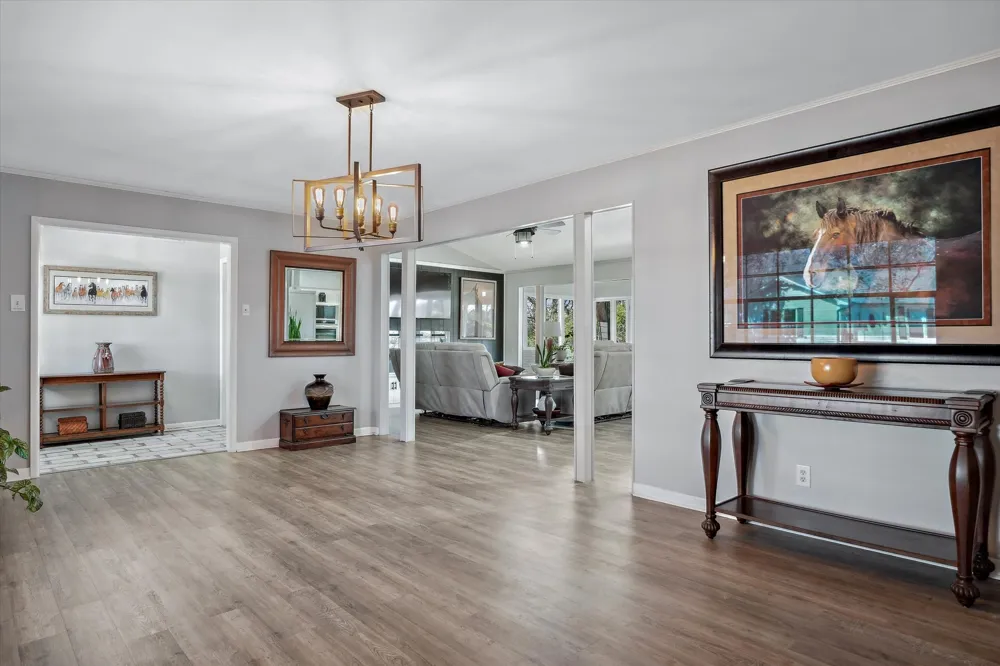 103 Brandon Edgewood, TX 75117