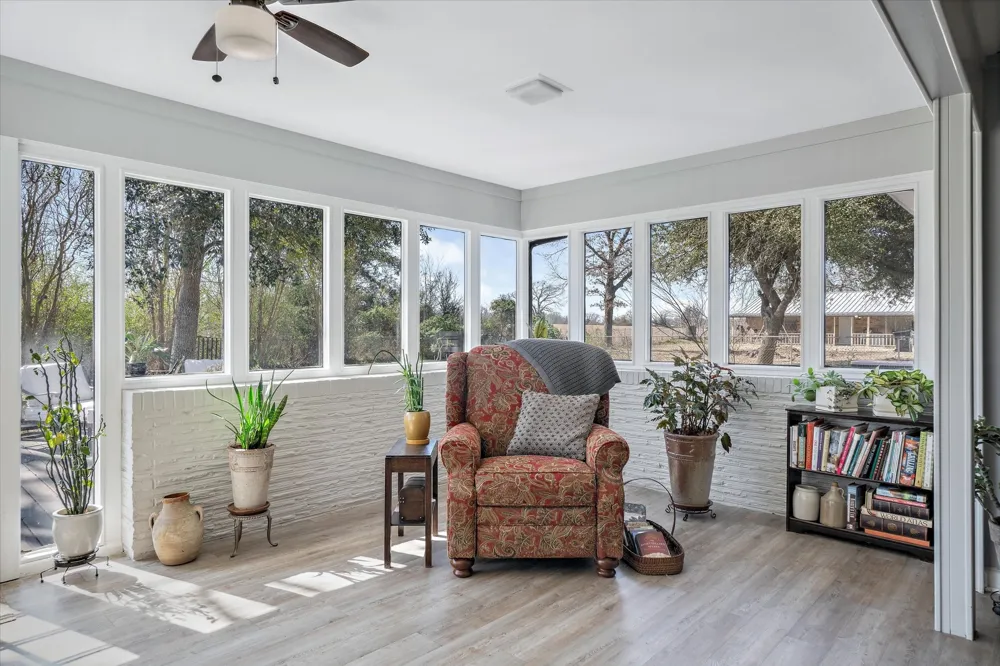 103 Brandon Edgewood, TX 75117