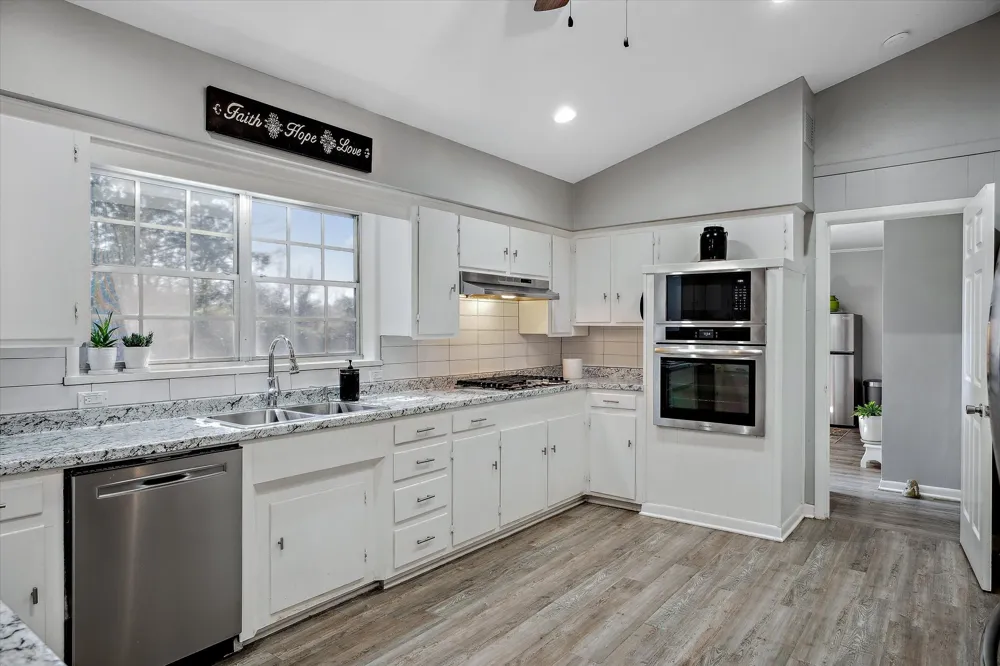 103 Brandon Edgewood, TX 75117