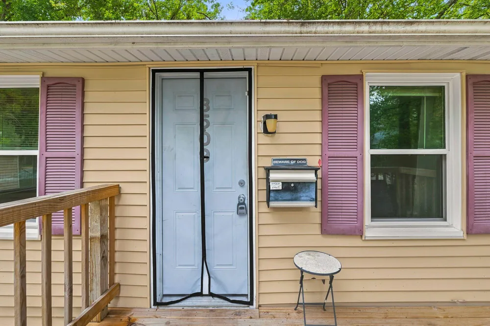 3509 Hoover Street Kalamazoo, MI 49008