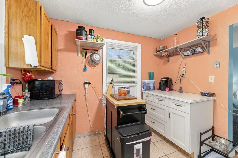 3509 Hoover Street Kalamazoo, MI 49008